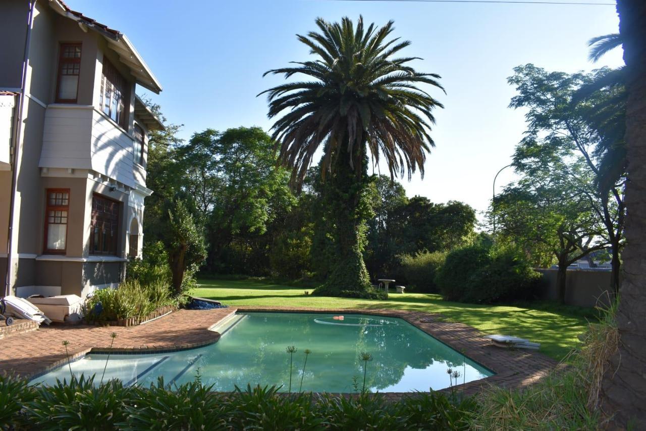 Victorian Villa Westdene Benoni Exterior photo